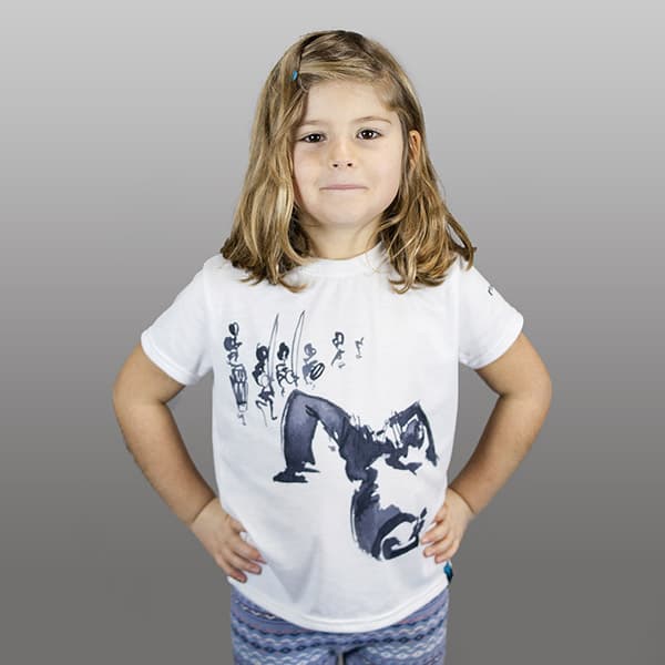 girl wearing a white capoeira sublimated t-shirt